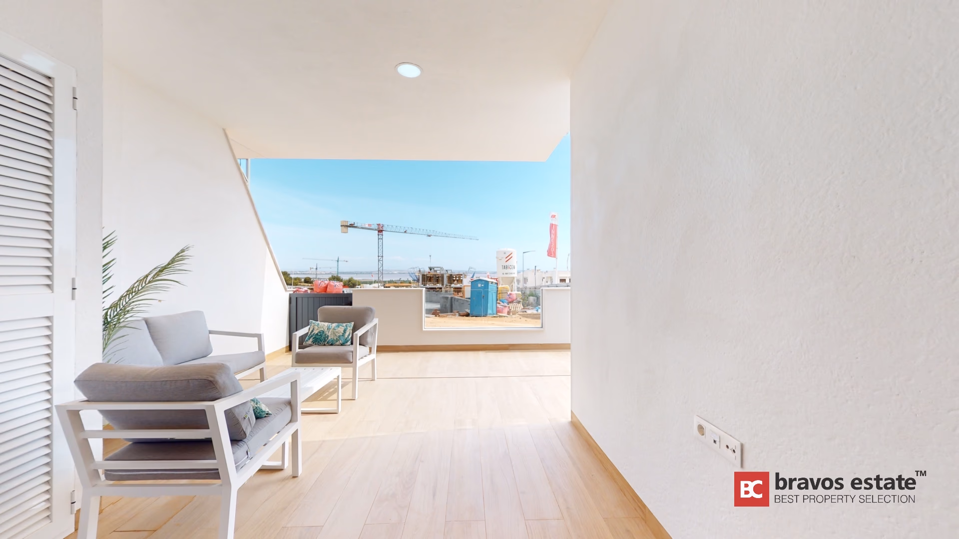 Spacious 2-Bedroom Bungalow in Torrevieja - 11