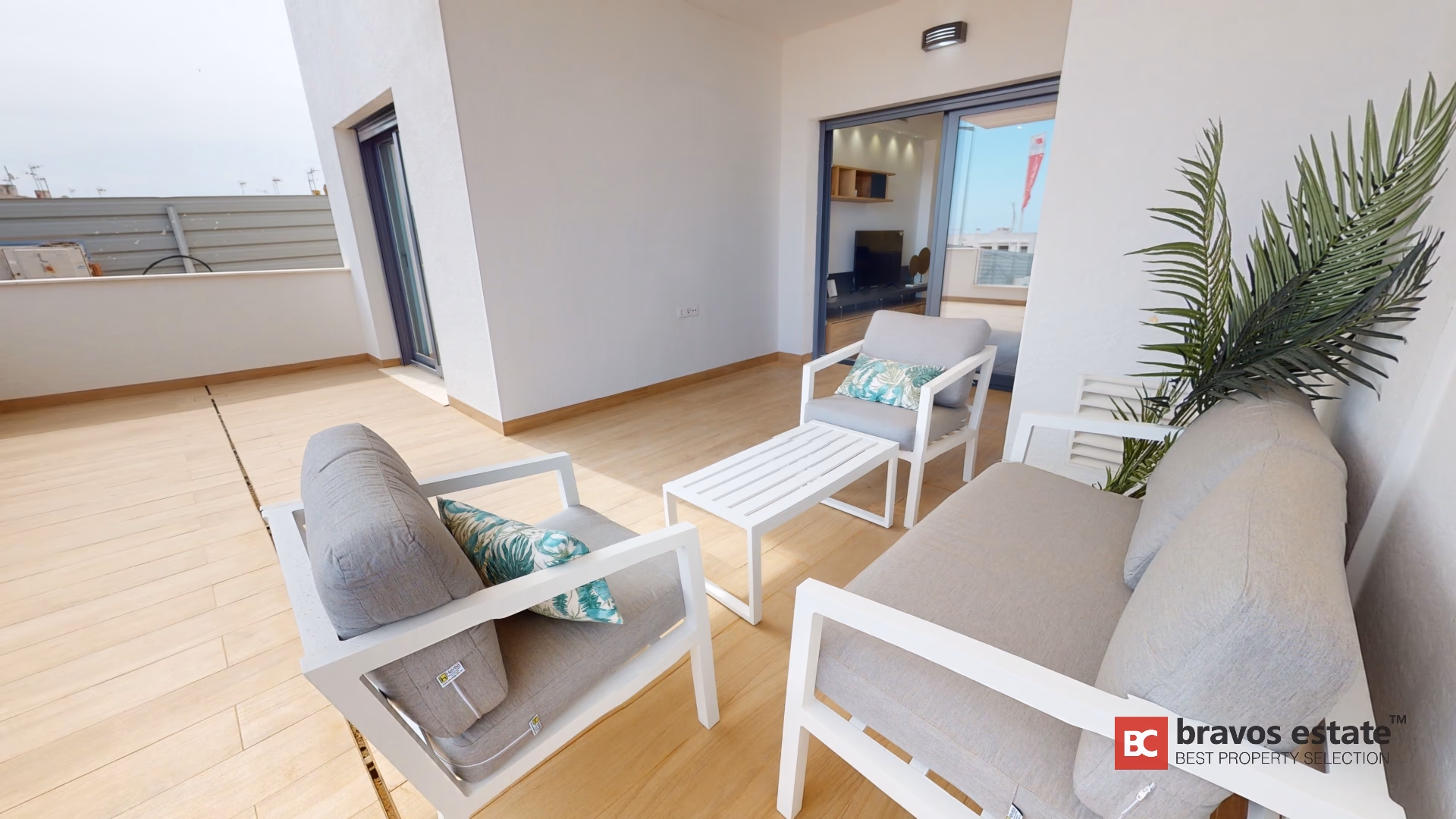 Spacious 2-Bedroom Bungalow in Torrevieja - 30