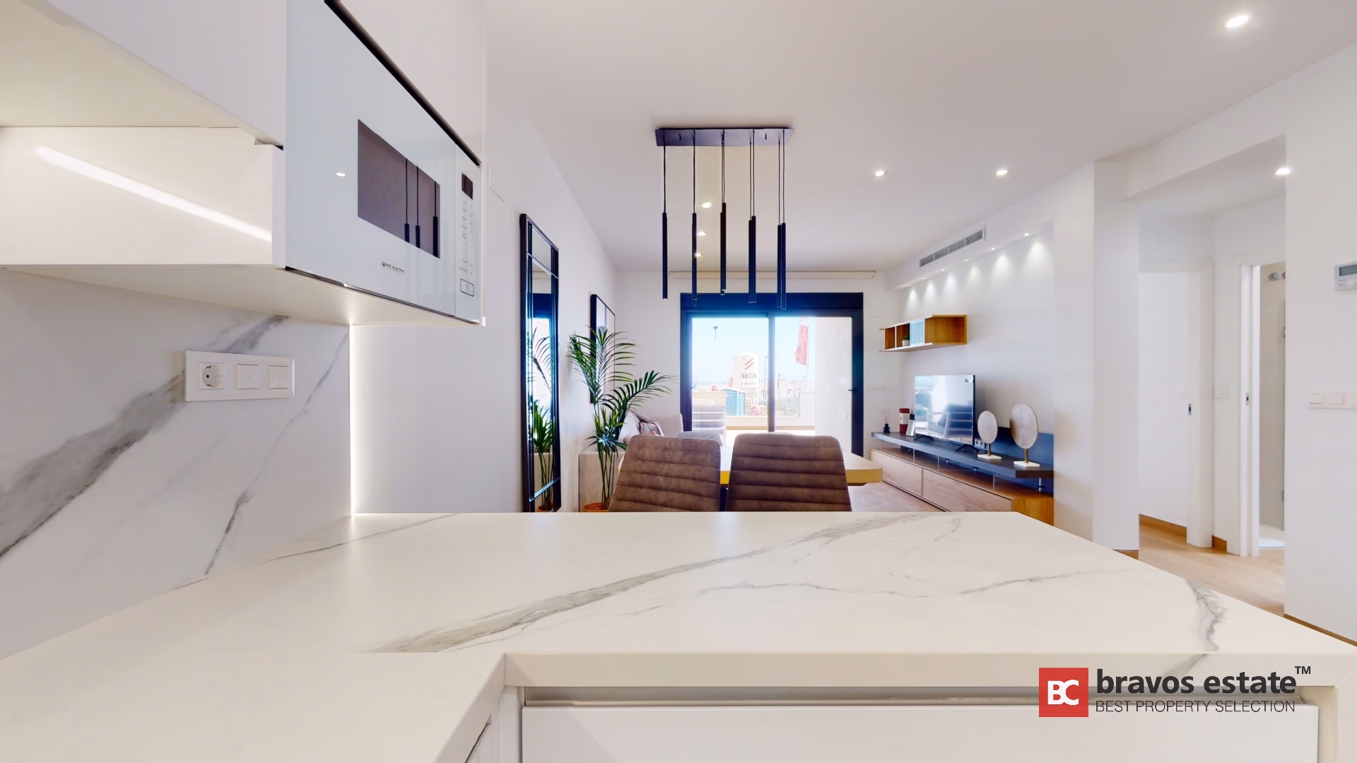 Spacious 2-Bedroom Bungalow in Torrevieja - 43