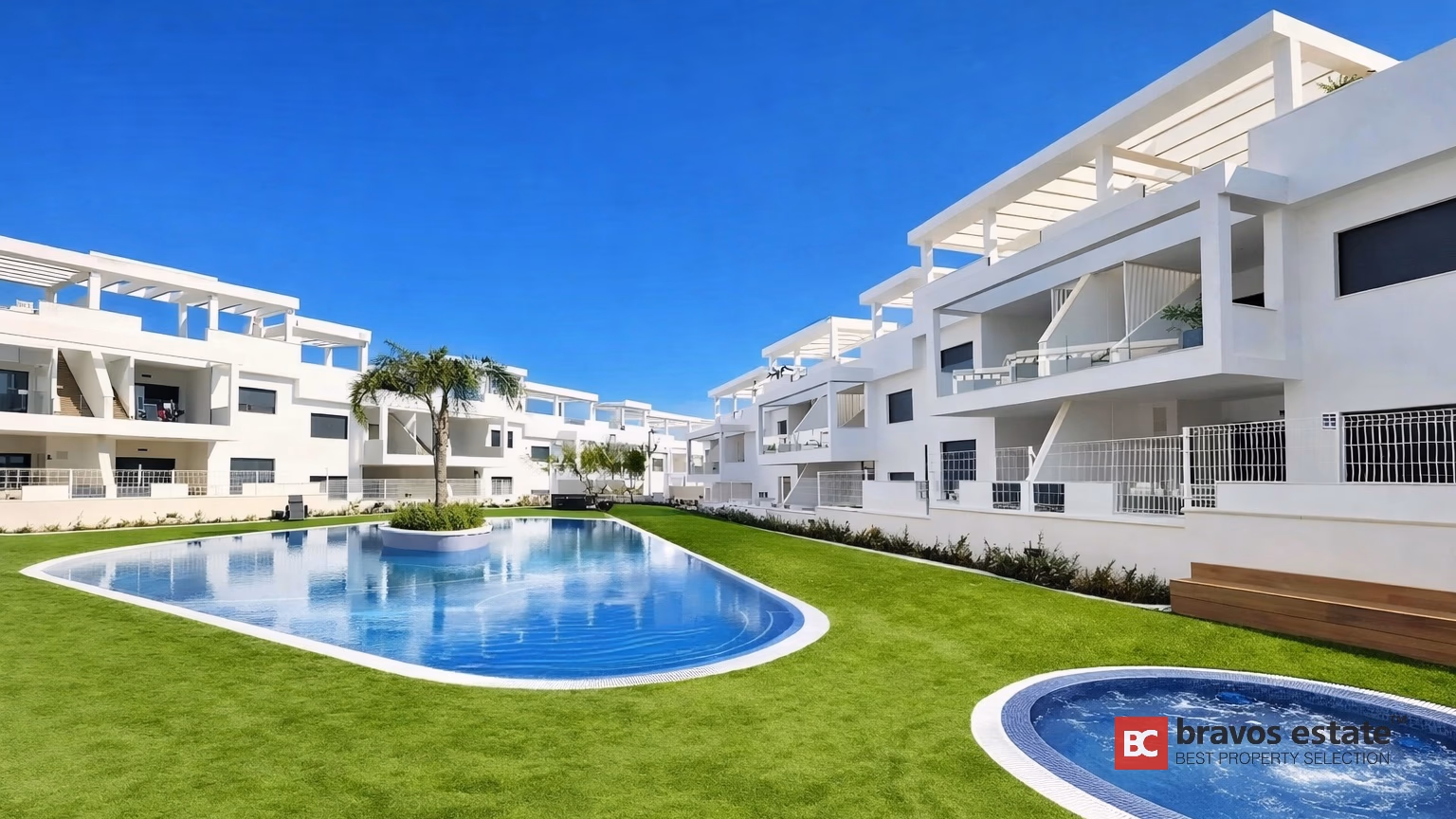 Spacious 2-Bedroom Bungalow in Torrevieja - 1
