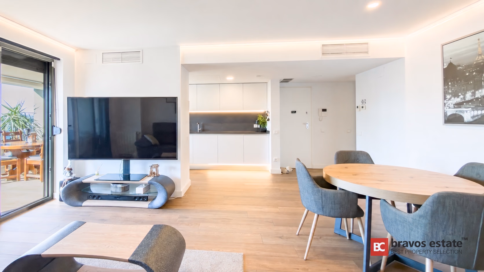 Modern 7th-Floor Apartment in PAU 5, Playa San Juan - 5