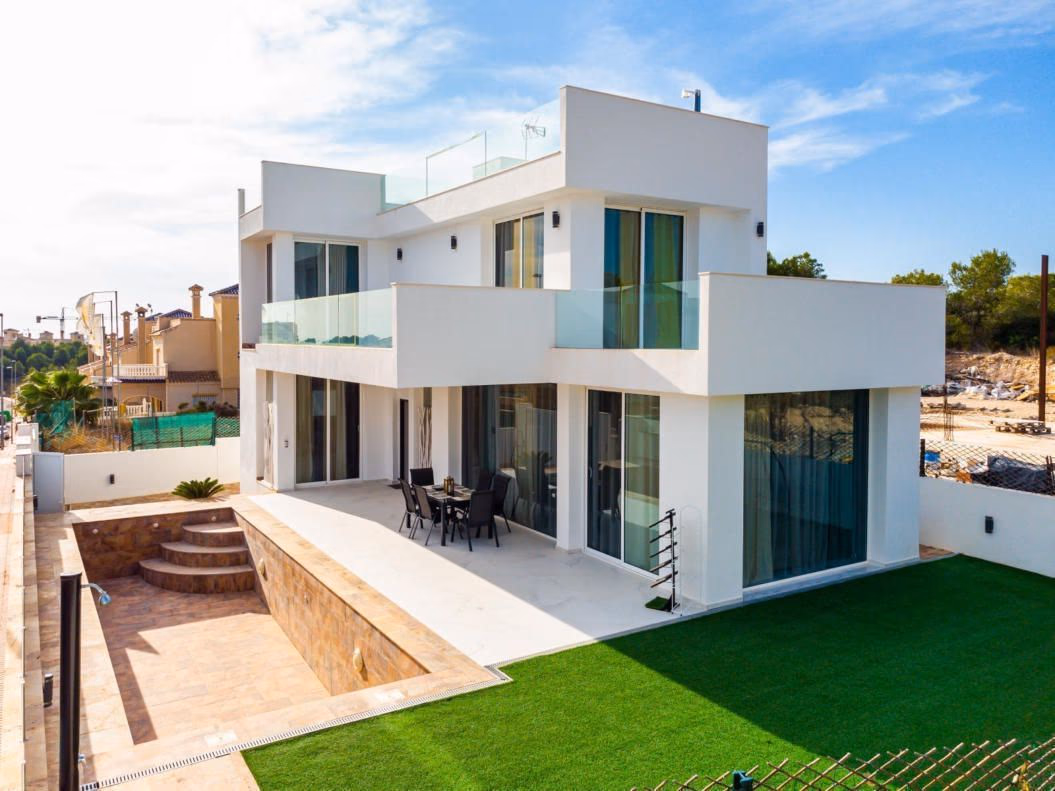 Nerea — 2-3 Bedroom Townhouses in Villamartín, Costa Blanca 1