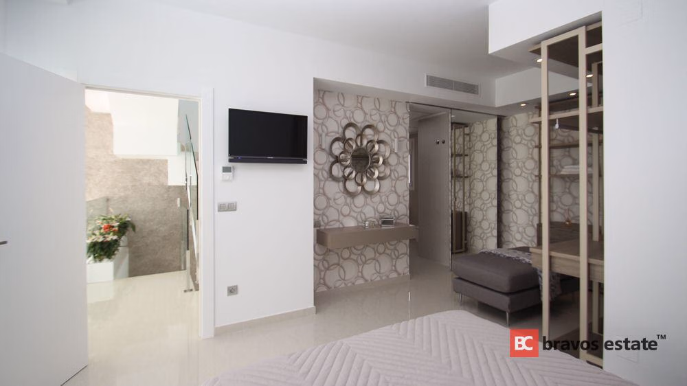 Новая вилла, 3 спальни в Сьюдад-Кесаде · 183 m² - 6