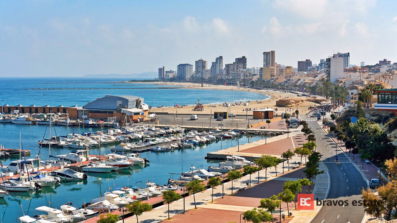 Апартаменты рядом с морем, 3 спальни в Эль Кампельо · 119 m² - 25