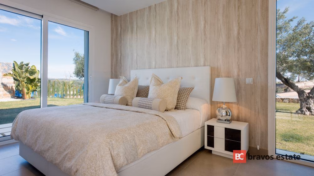 Просторная вилла, 3 спальни в Лас-Колинас · 254 m² - 9