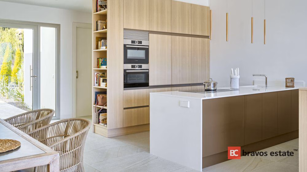 Новая вилла, 4 спальни в Лас-Колинас · 236 m² - 1