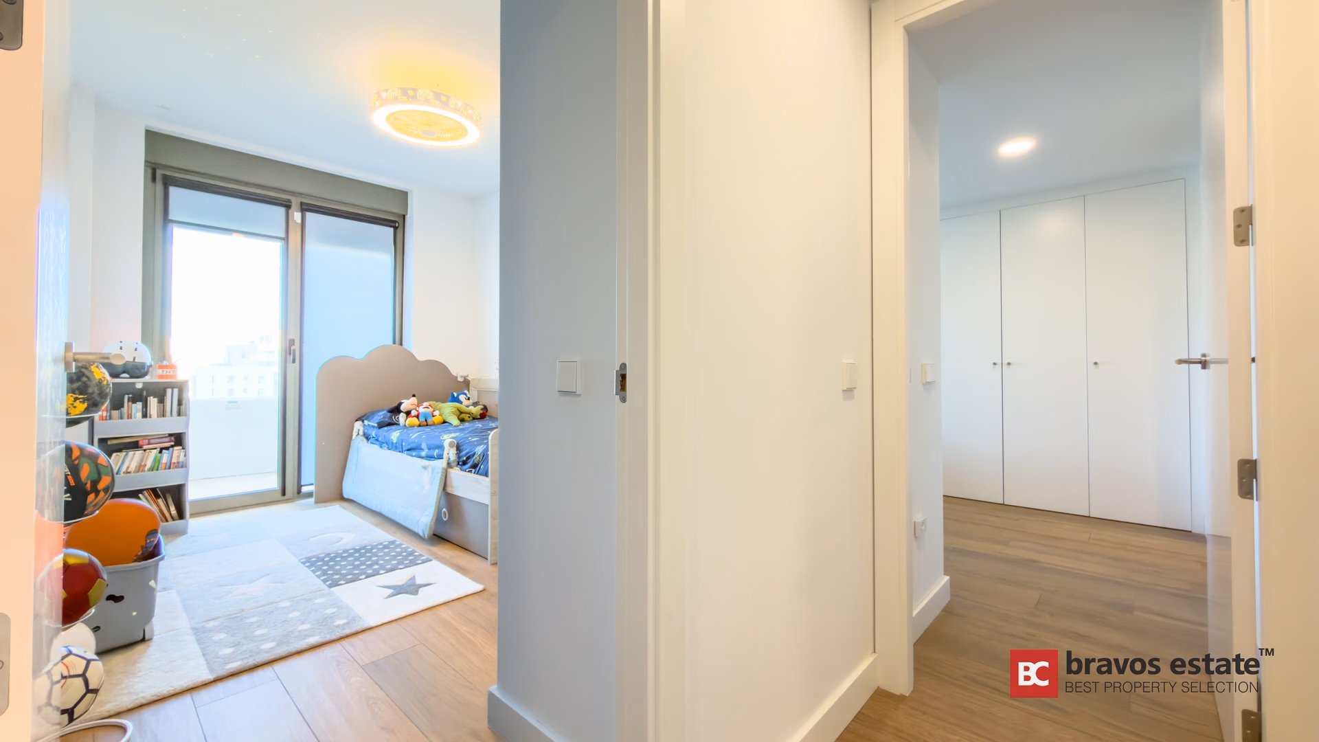 Modern 7th-Floor Apartment in PAU 5, Playa San Juan - 22