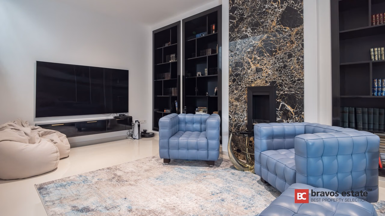 Вилла с 5 спальнями в Sierra Cortina, Финестрат, 450 м² - 30