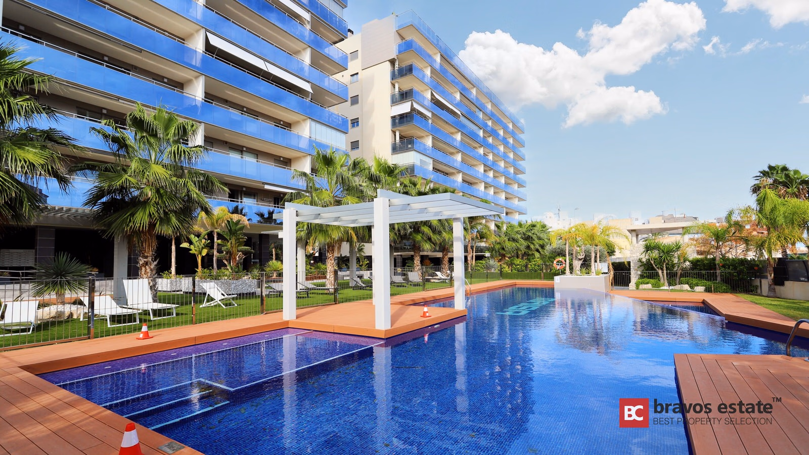 Апартаменты у моря, 3 спальни в Эль Кампельо · 108 m² - 1