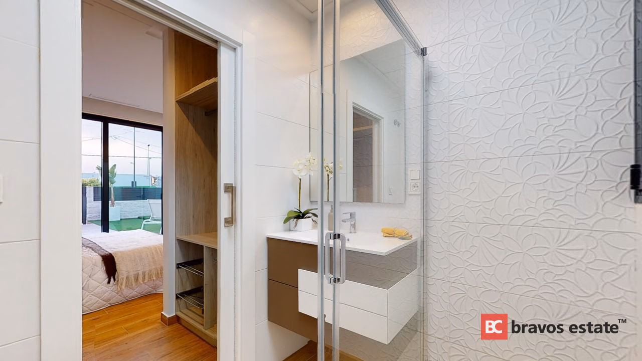 Вилла рядом с морем, 4 спальни в Эль Кампельо · 220 m² - 10