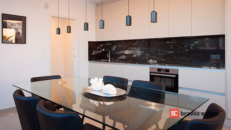 Новая вилла, 4 спальни в Сьюдад-Кесаде · 185 m² - 3