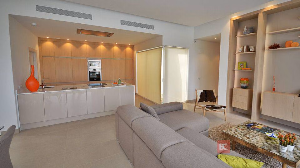 Новая вилла, 3 спальни в Лас-Колинас · 140 m² - 4