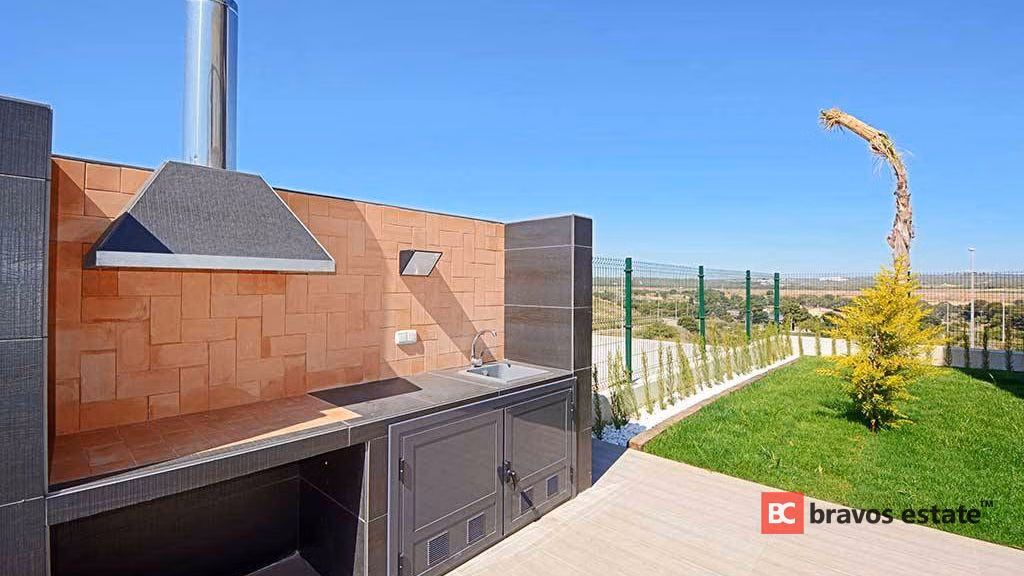 Вилла рядом с морем, 4 спальни в Кампоаморе · 157 m² - 9