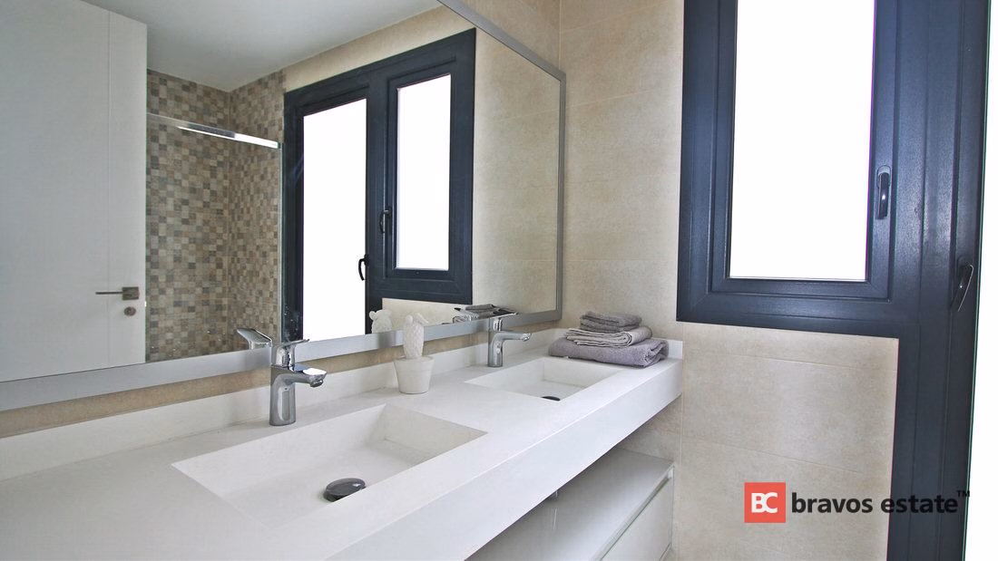 Апартаменты у моря, 2 спальни в Бенидорме · 357 m² - 14