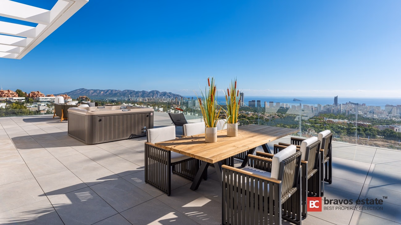 Вилла с 5 спальнями в Sierra Cortina, Финестрат, 650 м² - 8
