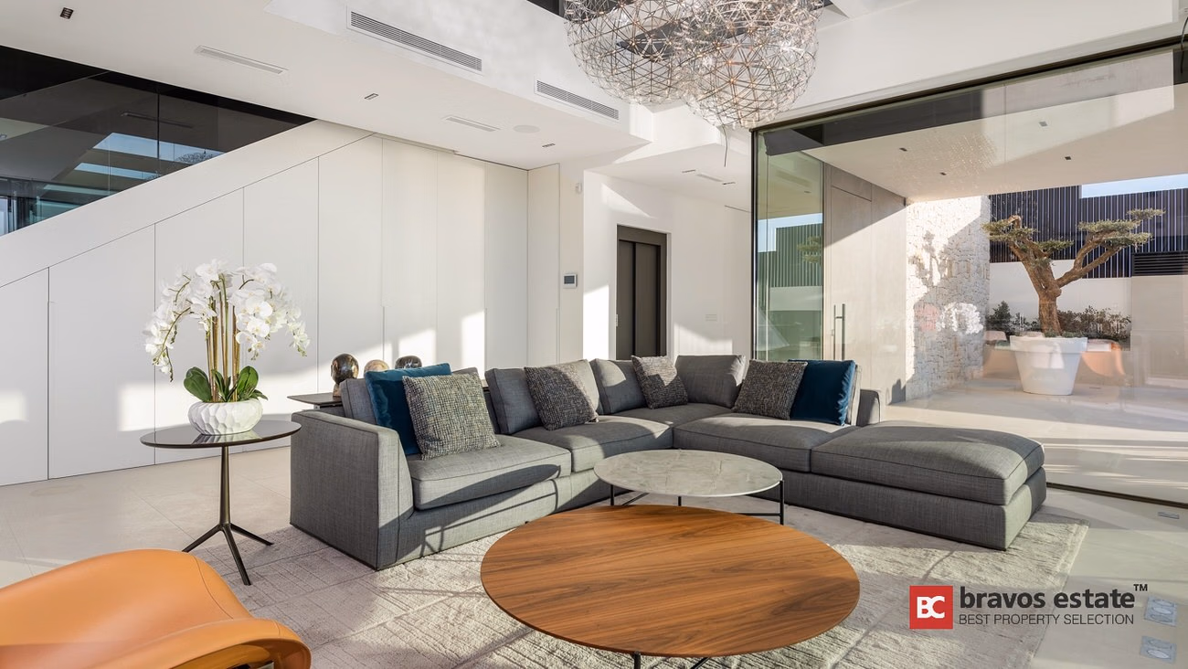 Вилла с 5 спальнями в Sierra Cortina, Финестрат, 650 м² - 17