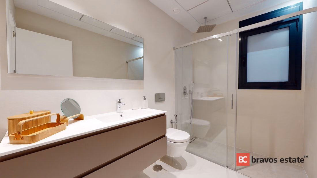Просторная вилла, 3 спальни в Финестрате · 282 m² - 1