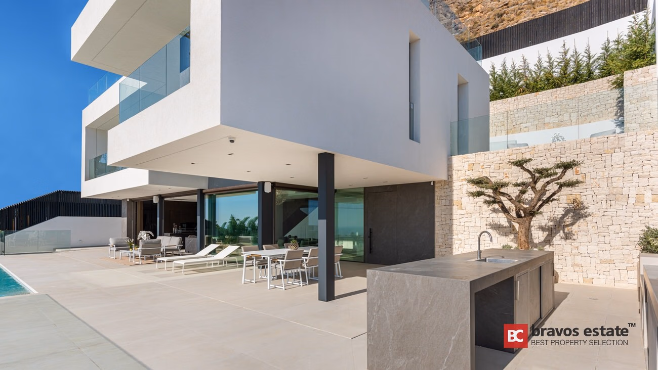 Вилла с 5 спальнями в Sierra Cortina, Финестрат, 650 м² - 7