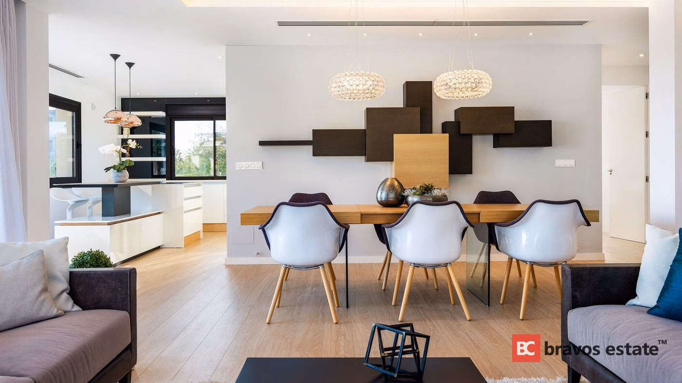 Просторная вилла, 5 спален в Сьюдад-Кесаде · 371 m² - 2