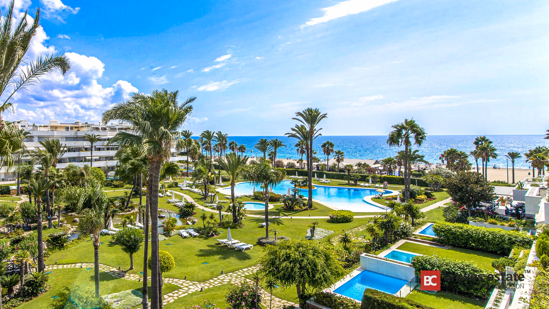 Seafront 3-Bedroom Apartment in Marbella 1