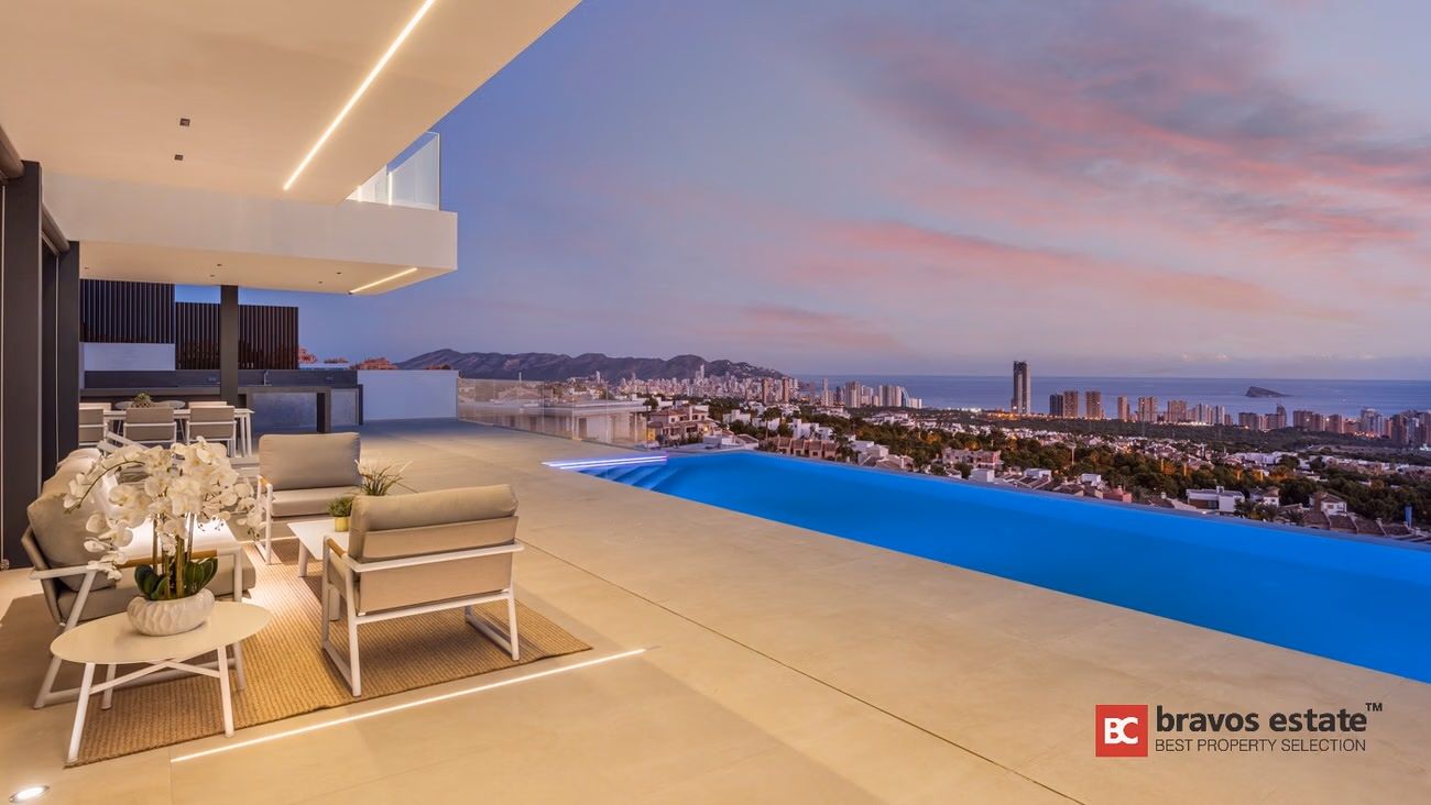 Вилла с 5 спальнями в Sierra Cortina, Финестрат, 650 м² - 14
