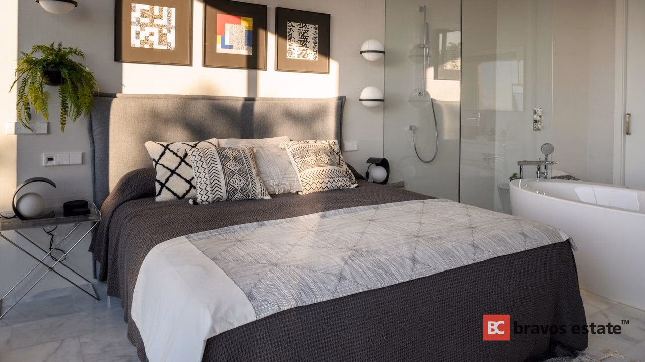 Просторная вилла, 4 спальни в Финестрате · 331 m² - 16