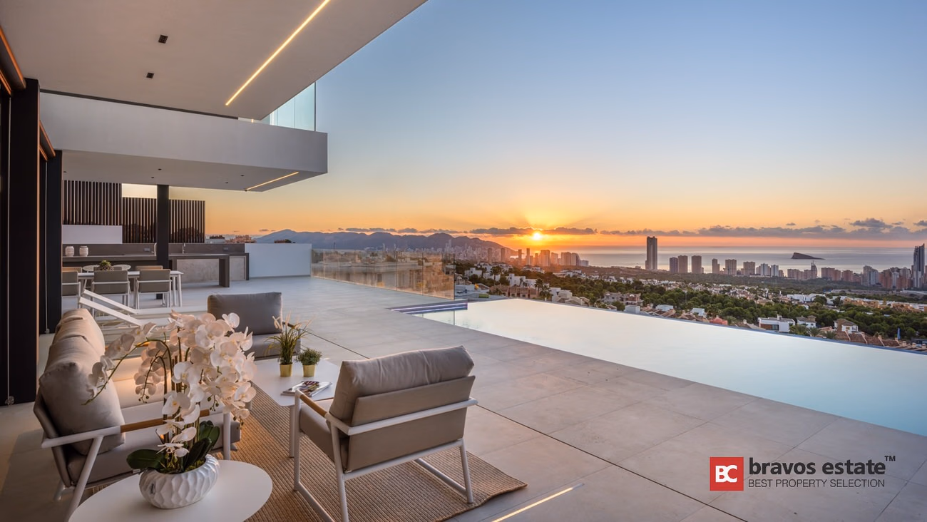 Вилла с 5 спальнями в Sierra Cortina, Финестрат, 650 м² - 10
