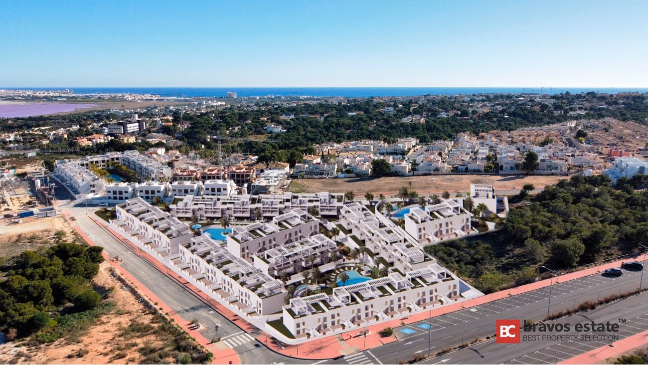 Spacious 2-Bedroom Bungalow in Torrevieja - 52