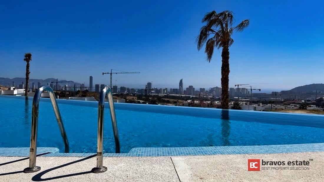 Просторные апартаменты, 3 спальни в Финестрате · 183 m² - 3