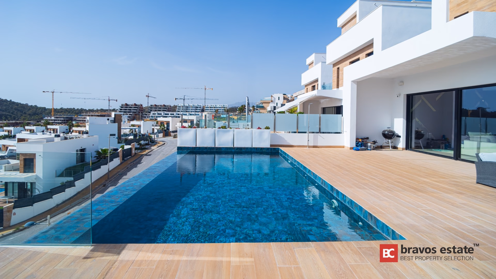 Современная вилла с 3 спальнями в Финестрате, 425 м² - 2