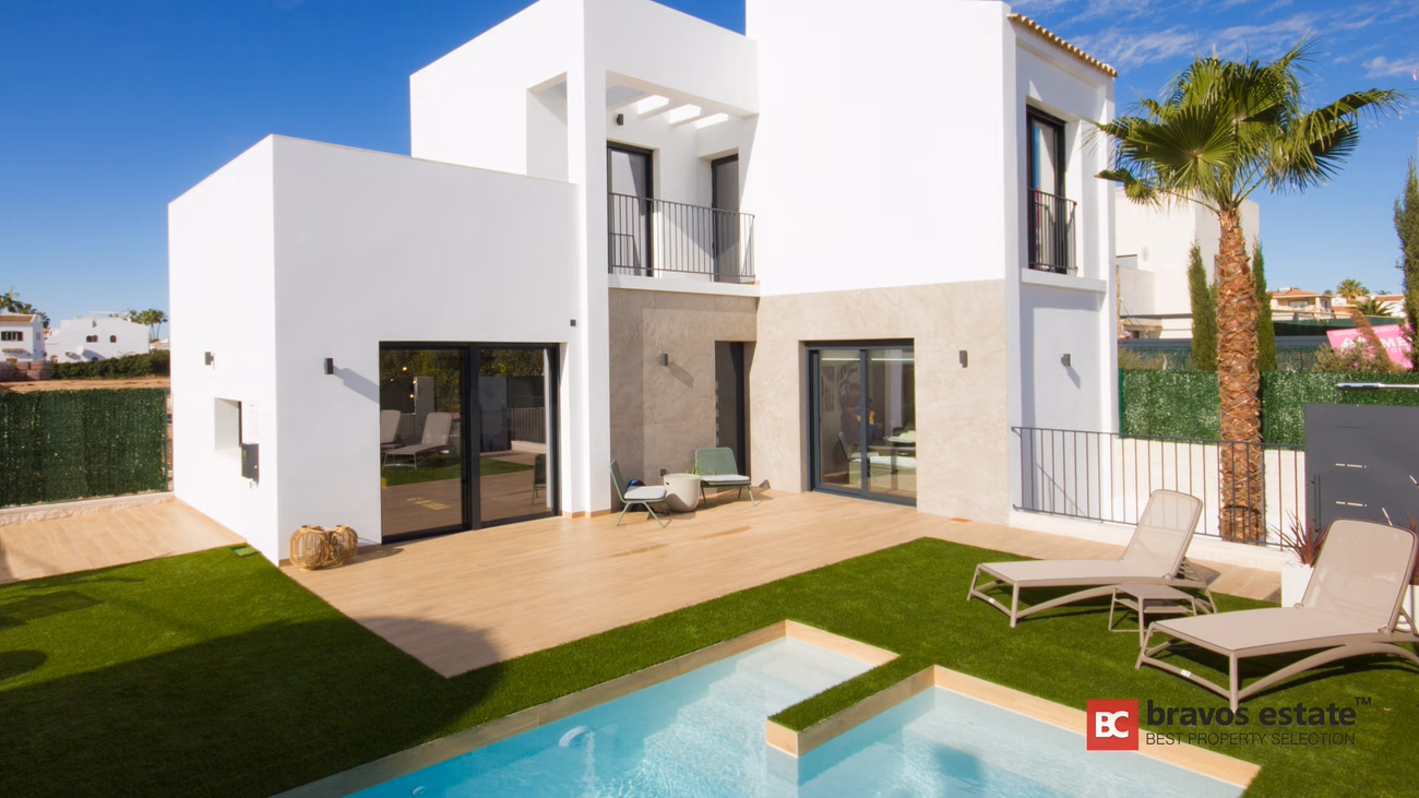 Новая вилла, 3 спальни в Сьюдад-Кесаде · 170 m² - 1