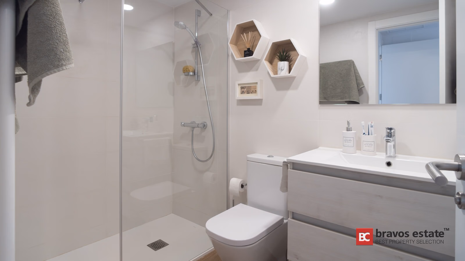 Апартаменты рядом с морем, 4 спальни в Плайя-де-Сан-Хуан · 146 m² - 16