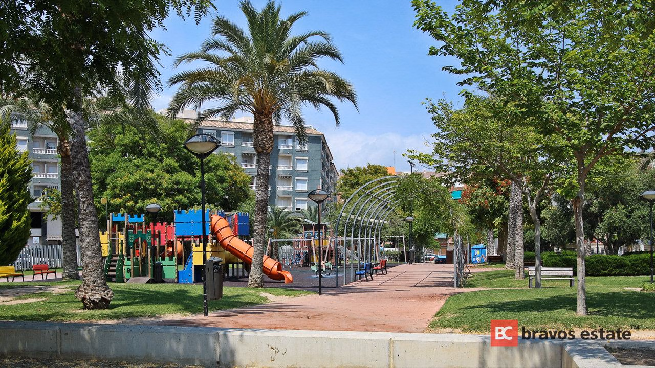 Апартаменты рядом с морем, 4 спальни в Эль Кампельо · 141 m² - 15