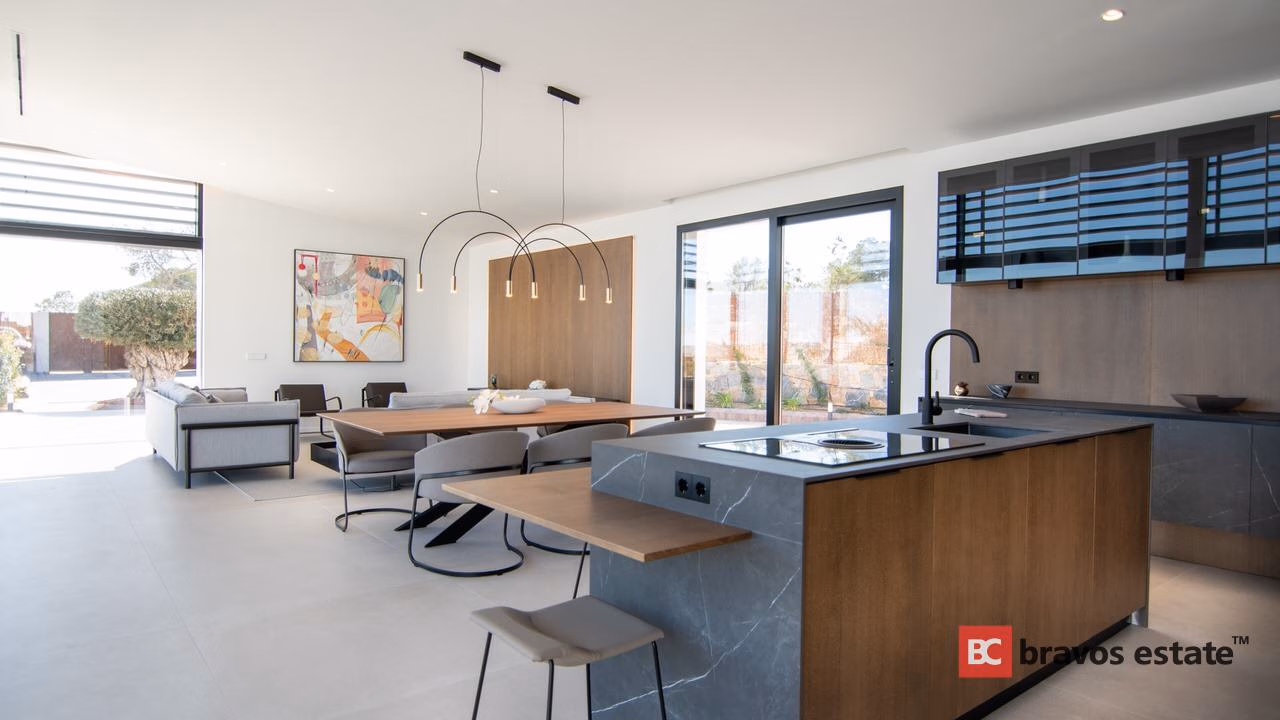Новая вилла, 4 спальни в Лас-Колинас · 210 m² - 17