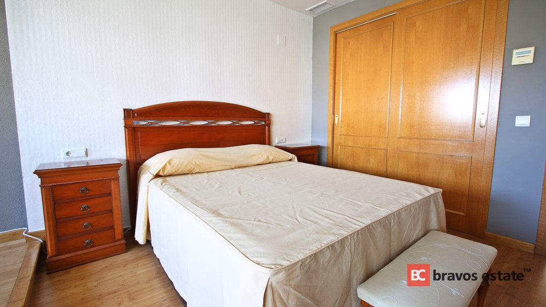 Просторное бунгало, 4 спальни в Плайя-де-Сан-Хуан · 200 m² - 9