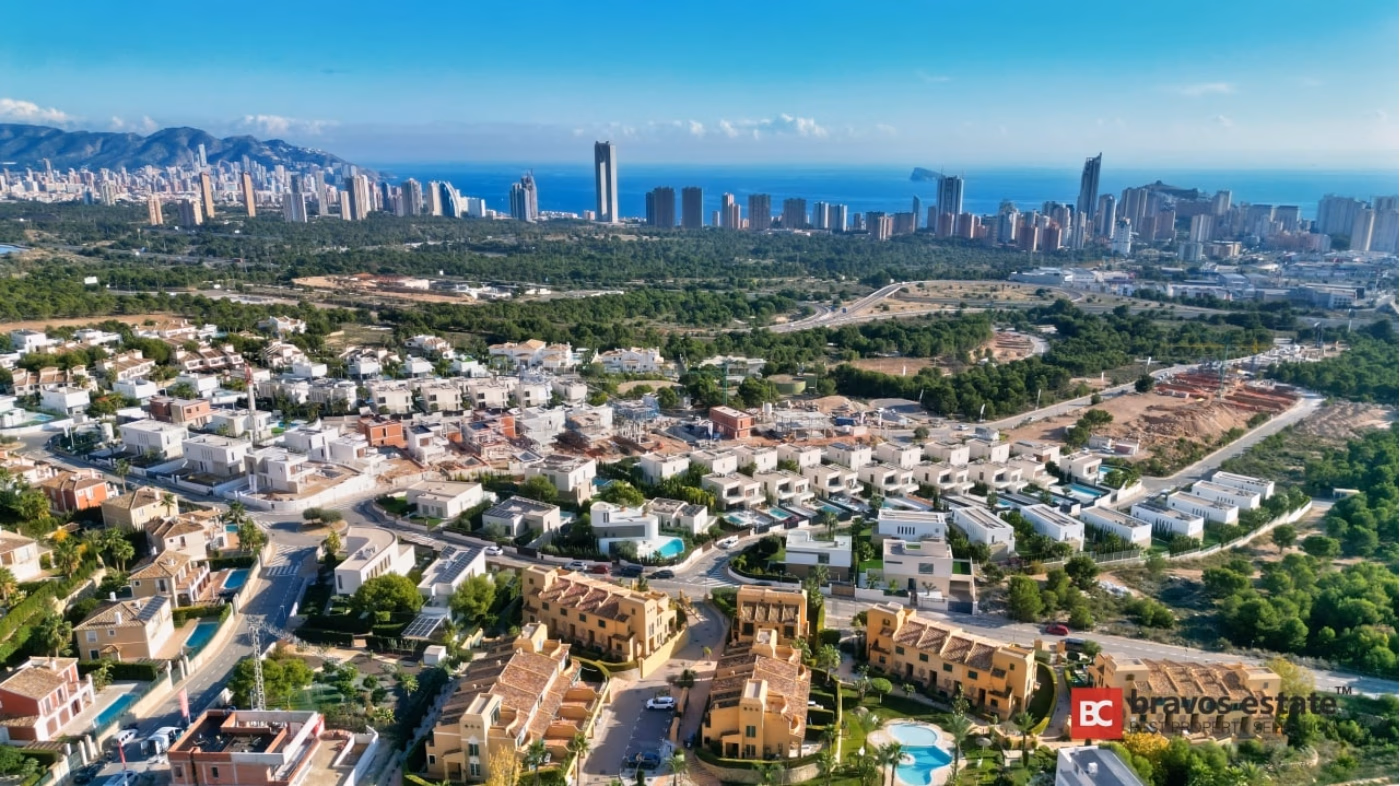 Просторная вилла, 6 спален в Финестрате - 25