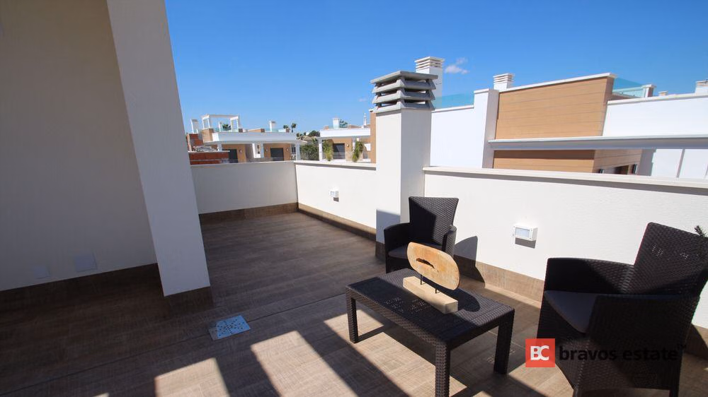 Новая вилла, 3 спальни в Сьюдад-Кесаде · 183 m² - 14