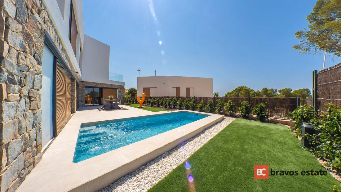Новая вилла, 3 спальни в Финестрате · 151 m² - 2