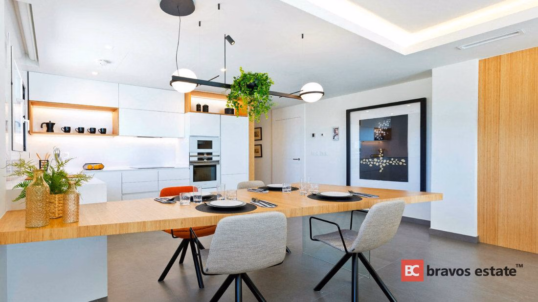 Просторные апартаменты, 3 спальни в Кумбре-дель-Соль · 156 m² - 3