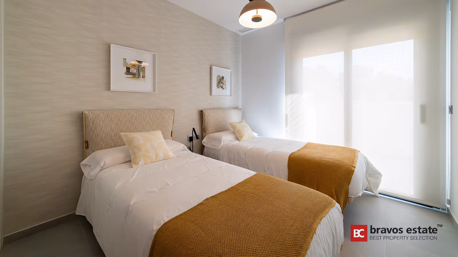 Спальня в шоу-апартаменте