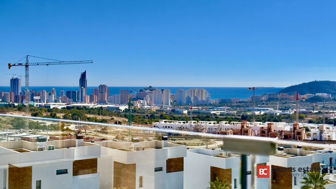 Просторные апартаменты, 3 спальни в Финестрате · 183 m² - 6