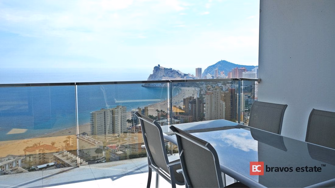 Апартаменты у моря, 2 спальни в Бенидорме · 357 m² - 18