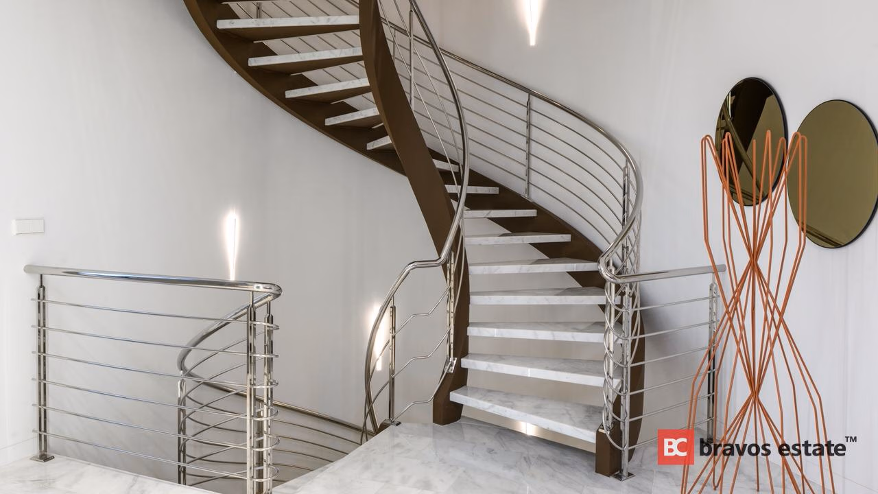 Просторная вилла, 4 спальни в Финестрате · 331 m² - 11