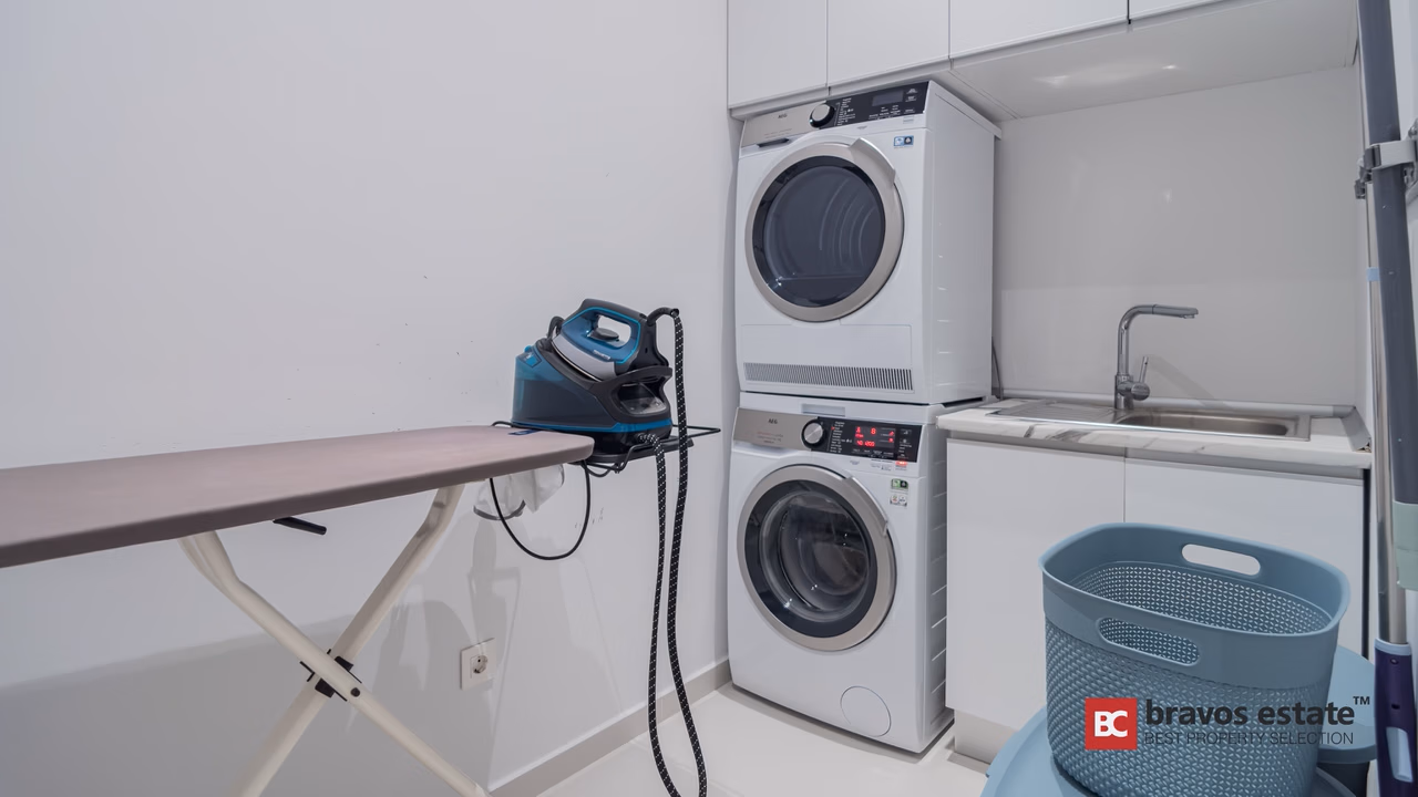Вилла с 5 спальнями в Sierra Cortina, Финестрат, 450 м² - 37