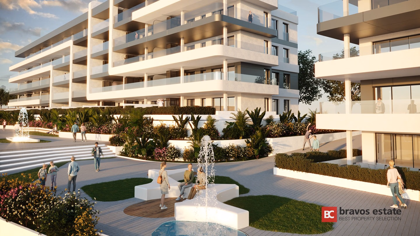 CGI-рендер Bonalba Green Villas: многоэтажные белые жилые корпуса с балконами, окружающие благоустроенный общий сад с фонтаном, тропическими растениями и зонами отдыха.