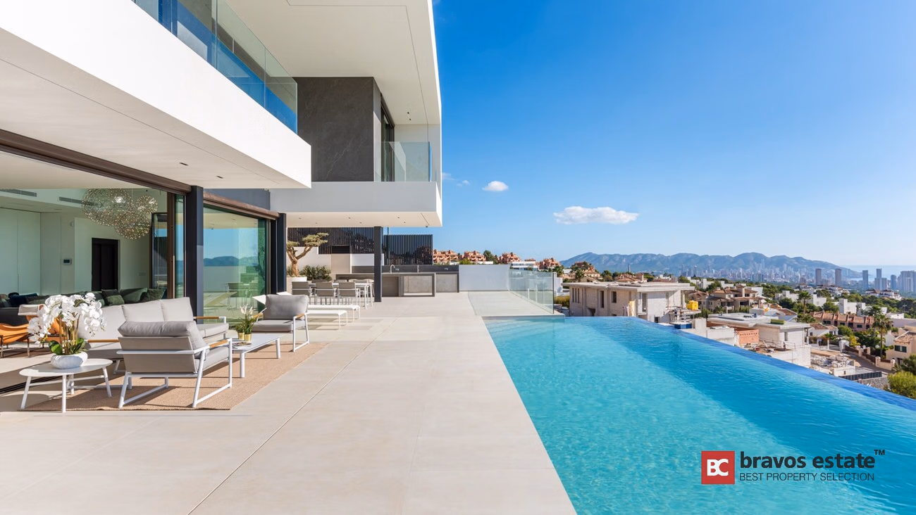 Вилла с 5 спальнями в Sierra Cortina, Финестрат, 650 м² - 3