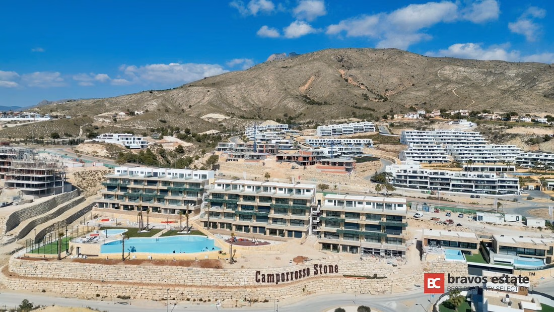 Просторные апартаменты, 3 спальни в Финестрате · 183 m² - 32