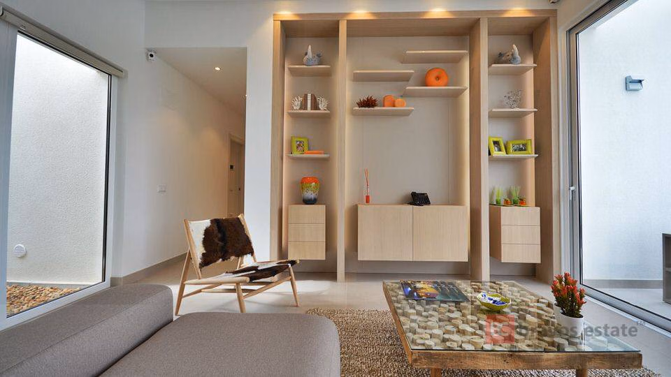 Новая вилла, 3 спальни в Лас-Колинас · 140 m² - 3