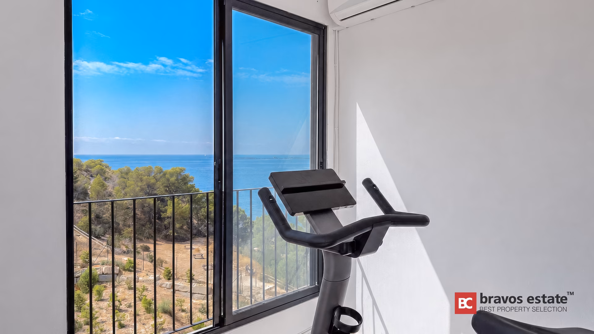 Апартаменты с 2 спальнями у моря в Pure Sea Residence - 19