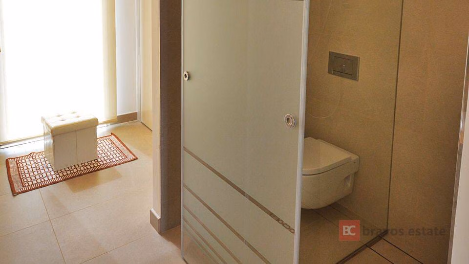 Новая вилла, 3 спальни в Лас-Колинас · 140 m² - 5